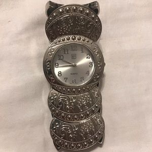 New York and Company Adjustable watch